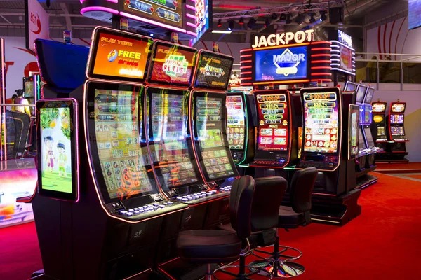 Live dealer mobile interface on son 4d